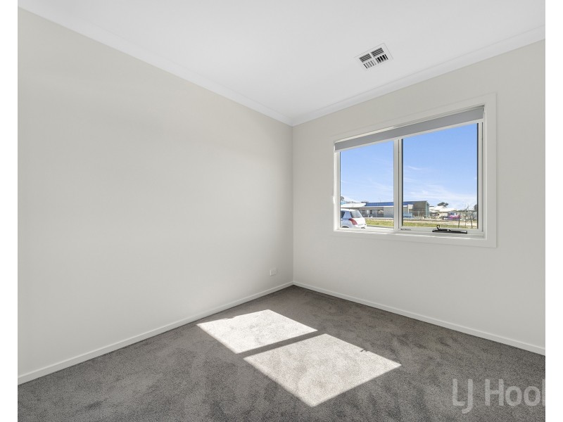 236 Glenrock Drive, Googong NSW 2620