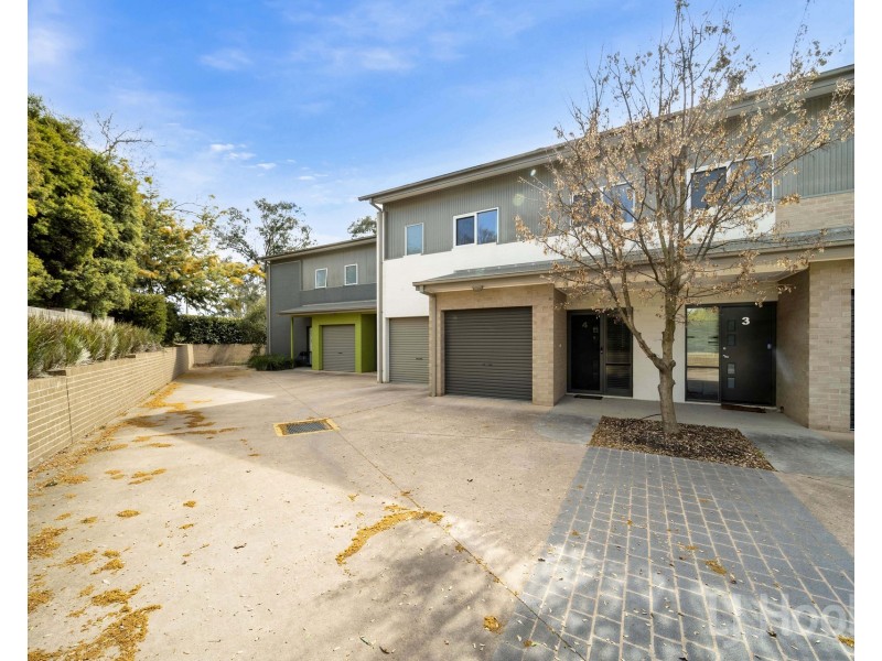 4/161 Uriarra Road, Queanbeyan NSW 2620