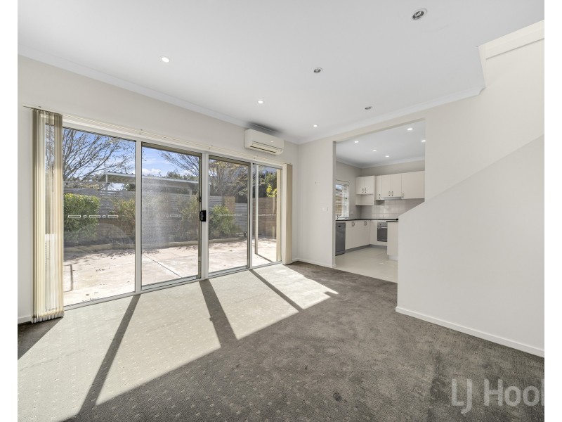 4/161 Uriarra Road, Queanbeyan NSW 2620