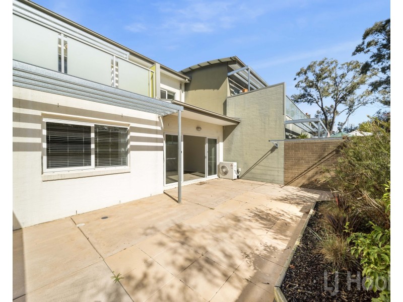 4/161 Uriarra Road, Queanbeyan NSW 2620