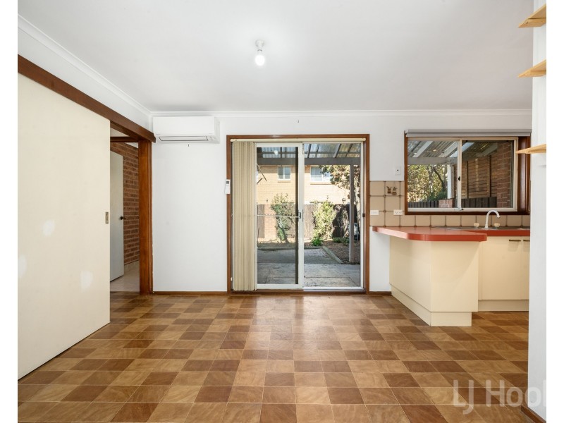 6/24 Bungendore Road, Queanbeyan East NSW 2620
