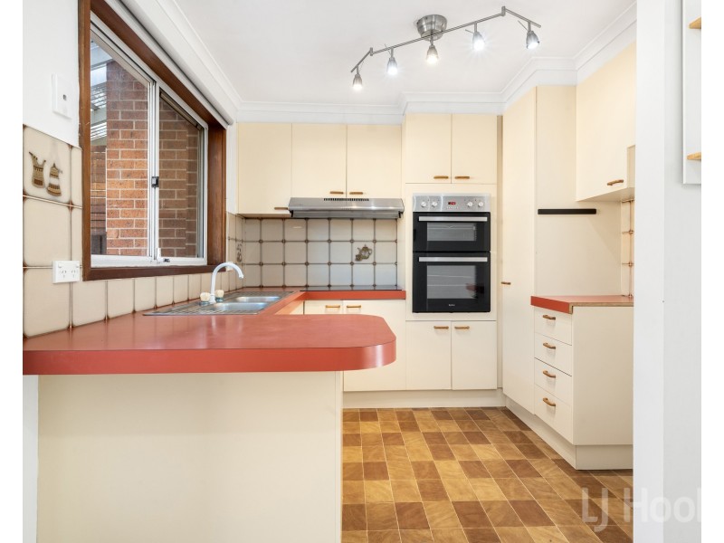 6/24 Bungendore Road, Queanbeyan East NSW 2620