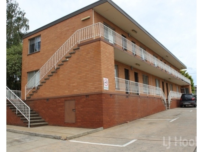 17/124 Henderson Road, Queanbeyan NSW 2620