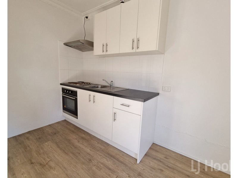 17/124 Henderson Road, Queanbeyan NSW 2620