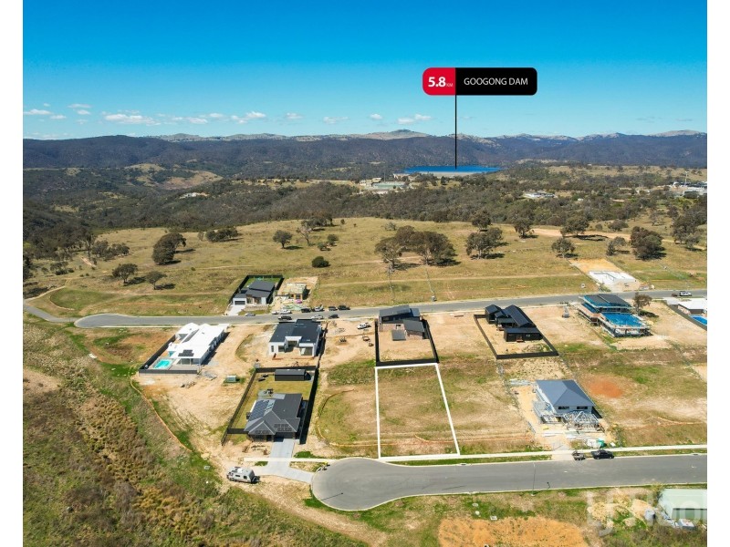 14 Gorge Creek Drive, Googong NSW 2620