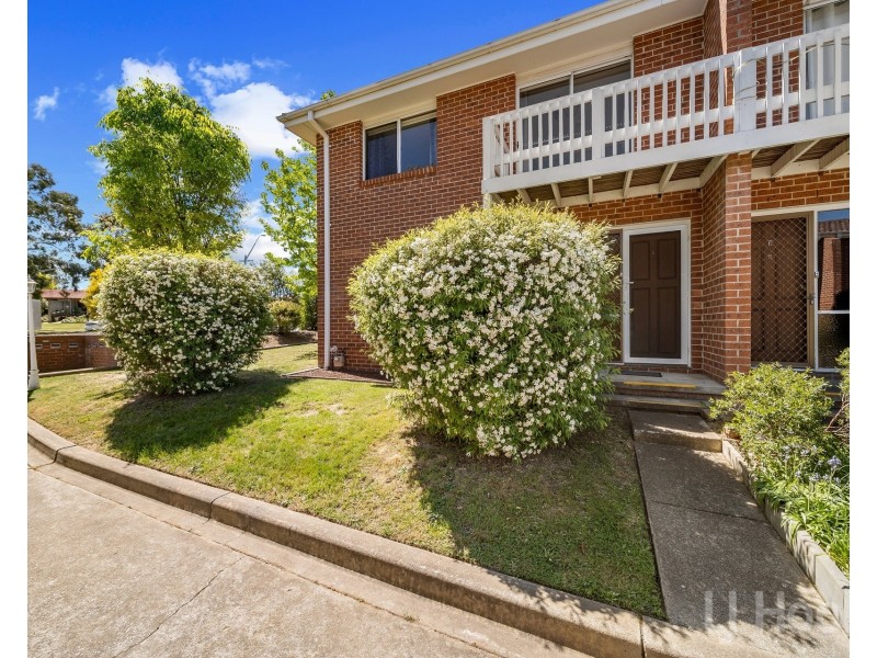 1/24 Bungendore Road, Queanbeyan East NSW 2620