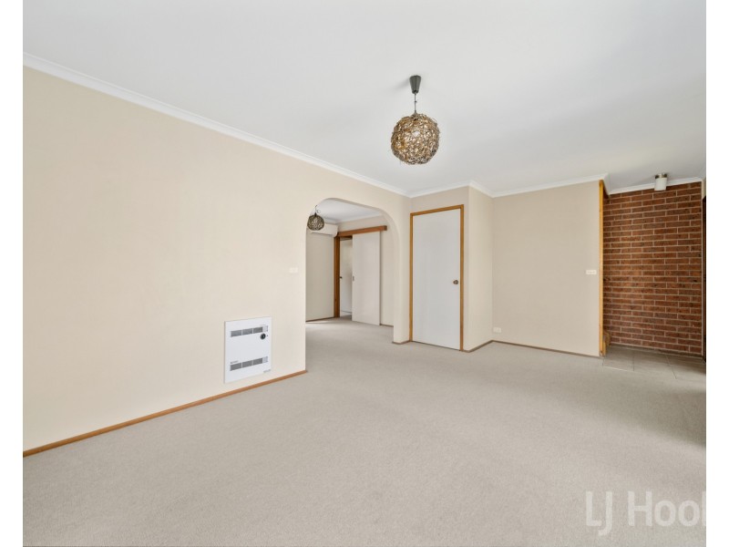 1/24 Bungendore Road, Queanbeyan East NSW 2620