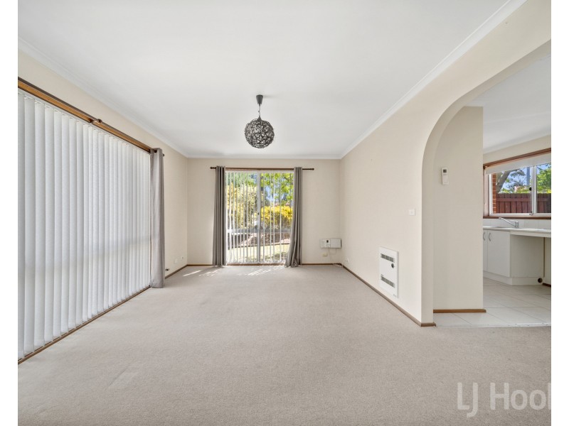 1/24 Bungendore Road, Queanbeyan East NSW 2620
