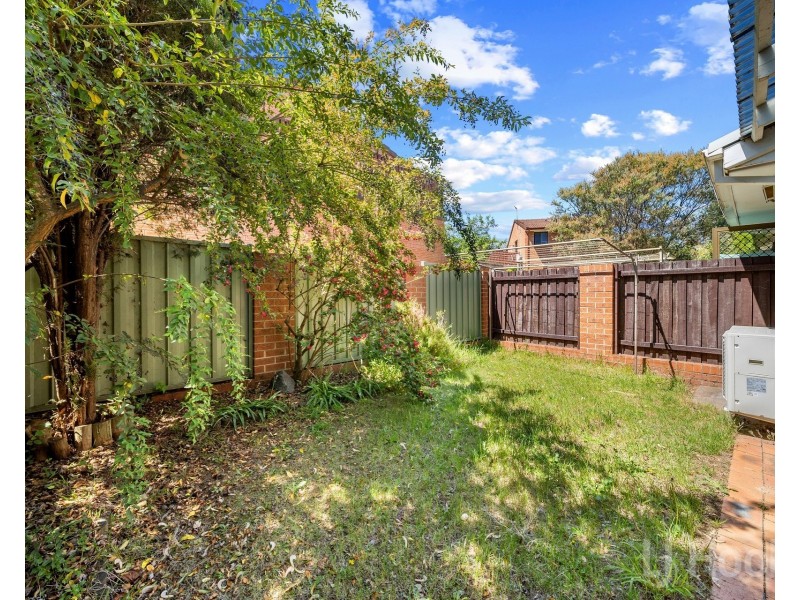 1/24 Bungendore Road, Queanbeyan East NSW 2620