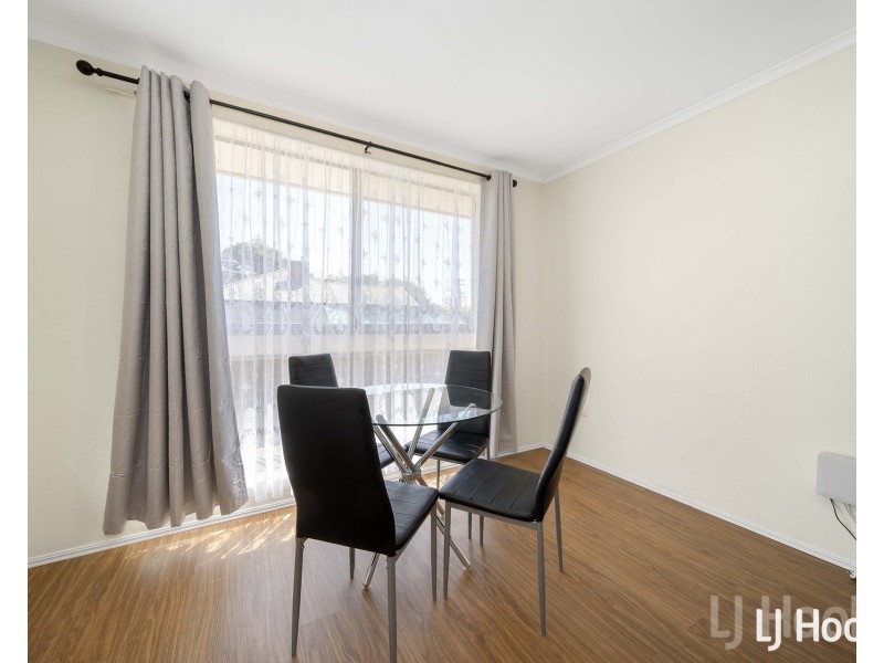 1/17 Broughton Place, Queanbeyan NSW 2620
