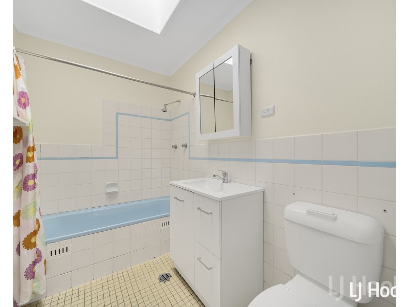 1/17 Broughton Place, Queanbeyan NSW 2620
