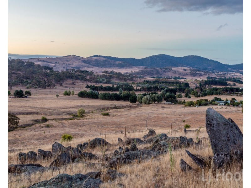 Level 301/140 Captain Robertson Drive, Burra NSW 2620