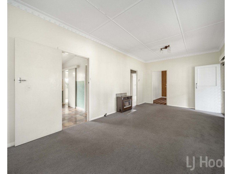 66 Agnes Avenue, Crestwood NSW 2620