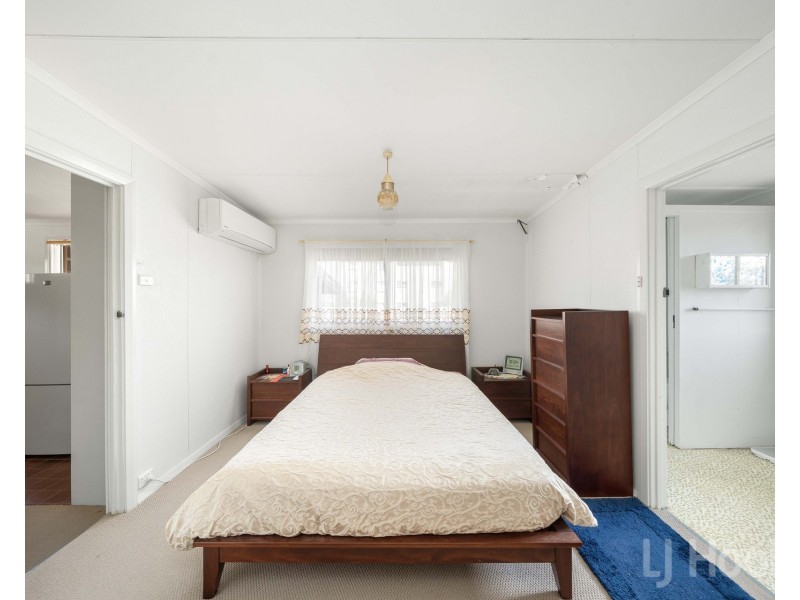 17 Buttle Street, Queanbeyan East NSW 2620