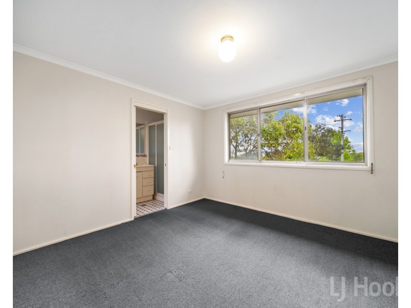 23 Stuart Street, Crestwood NSW 2620