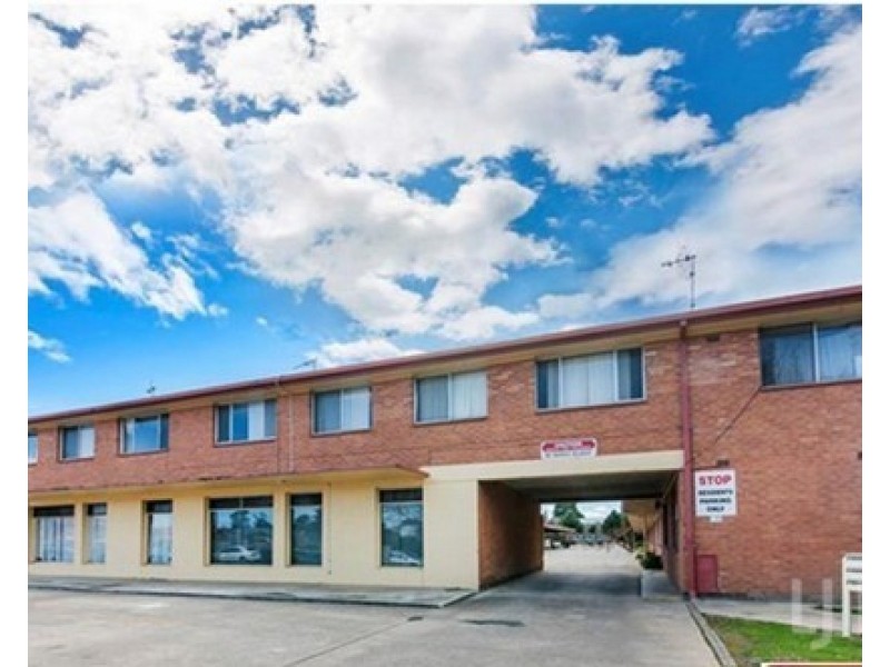 2/39 Thuralilly Street, Queanbeyan NSW 2620