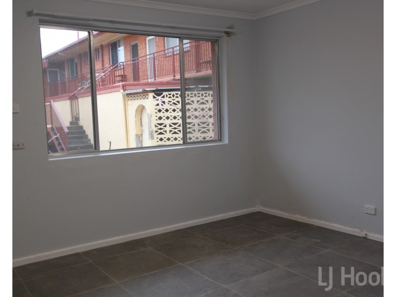2/39 Thuralilly Street, Queanbeyan NSW 2620