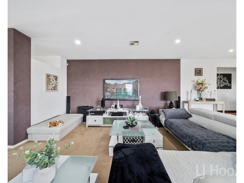 22 Donoghoe Crescent, Queanbeyan East NSW 2620