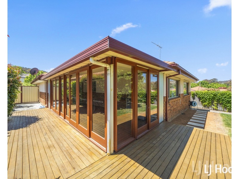14 Bluestone Gardens, Jerrabomberra NSW 2619