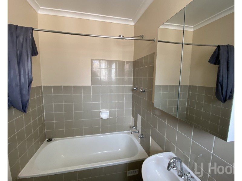 12/102 Henderson Road, Queanbeyan NSW 2620