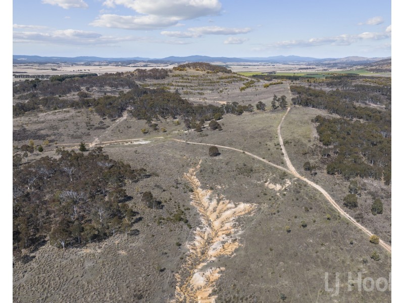 2/854 Hoskinstown Road, Bungendore NSW 2621