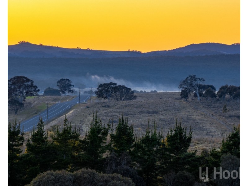 2/854 Hoskinstown Road, Bungendore NSW 2621