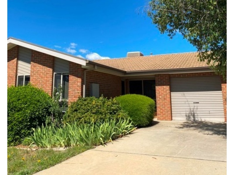 1/7-9 Patanga Gardens, Queanbeyan NSW 2620