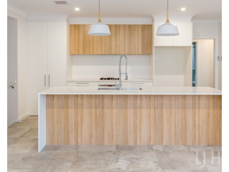 9 Keyte Street, Googong NSW 2620