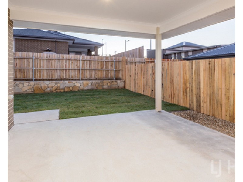 9 Keyte Street, Googong NSW 2620