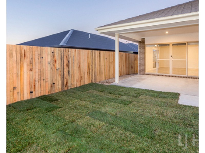 9 Keyte Street, Googong NSW 2620