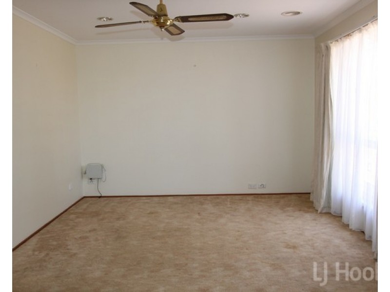 14 Franklin Court, Jerrabomberra NSW 2619