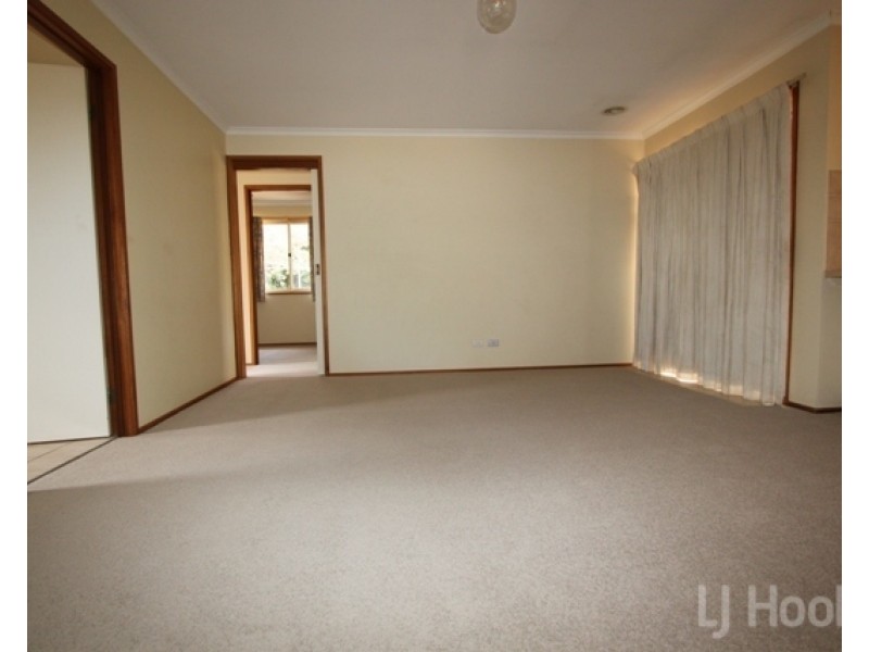 14 Franklin Court, Jerrabomberra NSW 2619
