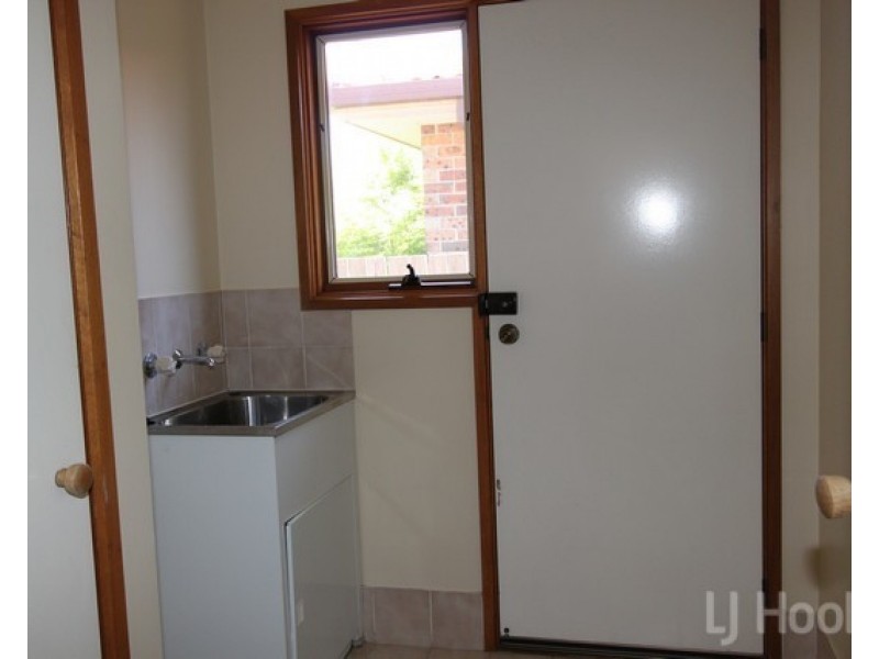 14 Franklin Court, Jerrabomberra NSW 2619