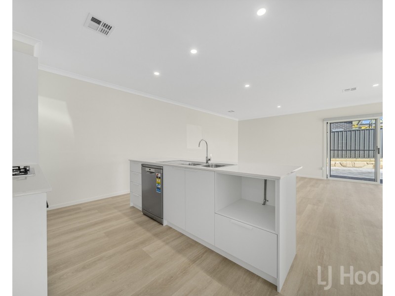 236 Glenrock Drive, Googong NSW 2620