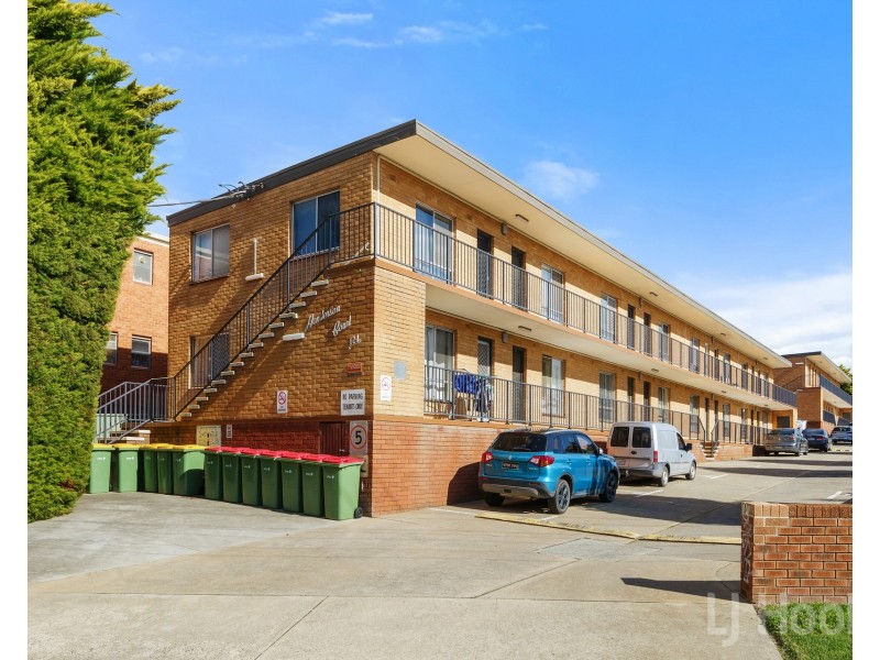 16/124 Henderson Road, Queanbeyan NSW 2620