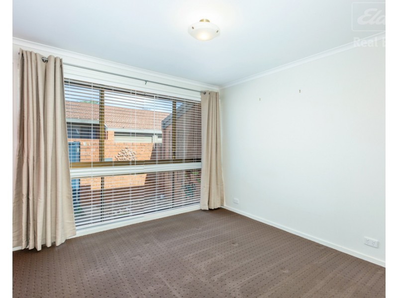 7/15 McKeahnie Street, Queanbeyan NSW 2620