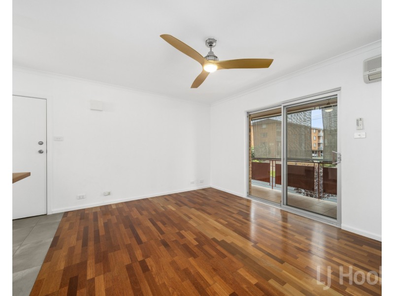 2/2 Crest Road, Crestwood NSW 2620