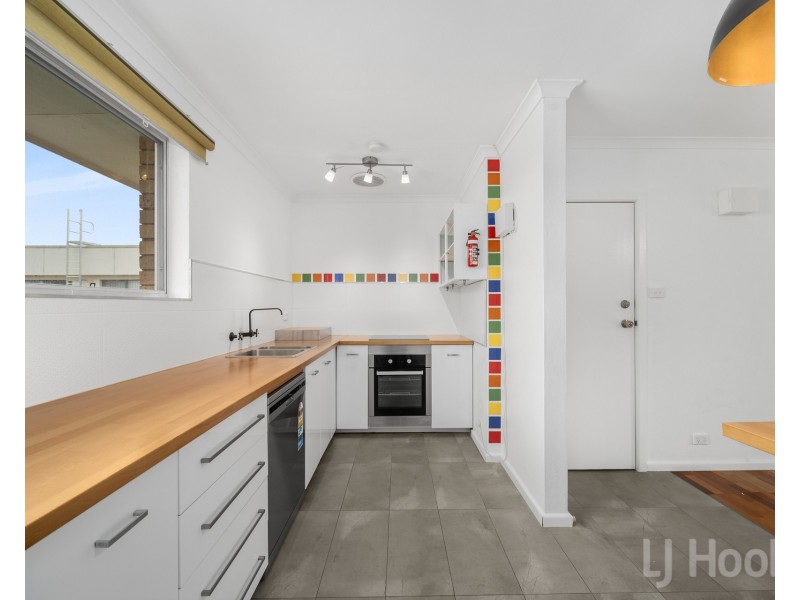 2/2 Crest Road, Crestwood NSW 2620