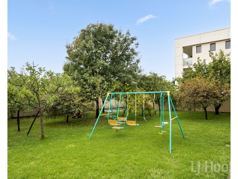 2/2 Crest Road, Crestwood NSW 2620