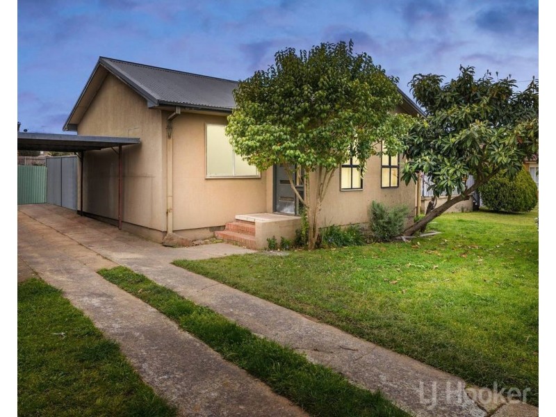 18 Waterloo Street, Queanbeyan NSW 2620