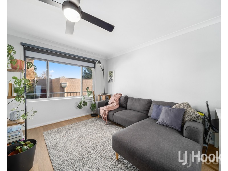 8/25 McQuoid Street, Queanbeyan NSW 2620