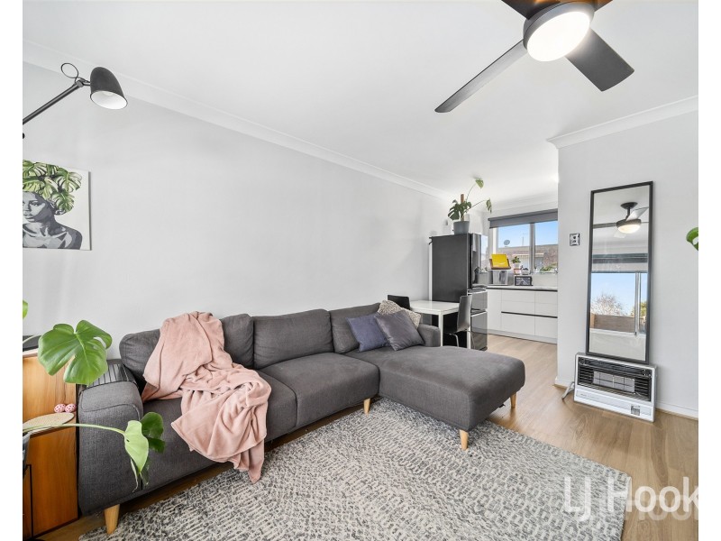 8/25 McQuoid Street, Queanbeyan NSW 2620