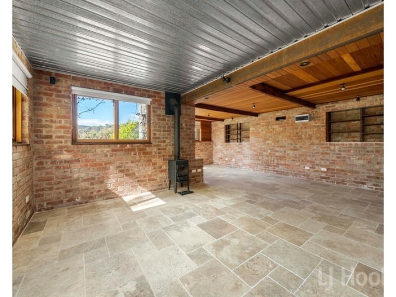 135 Wickerslack Lane, Googong NSW 2620