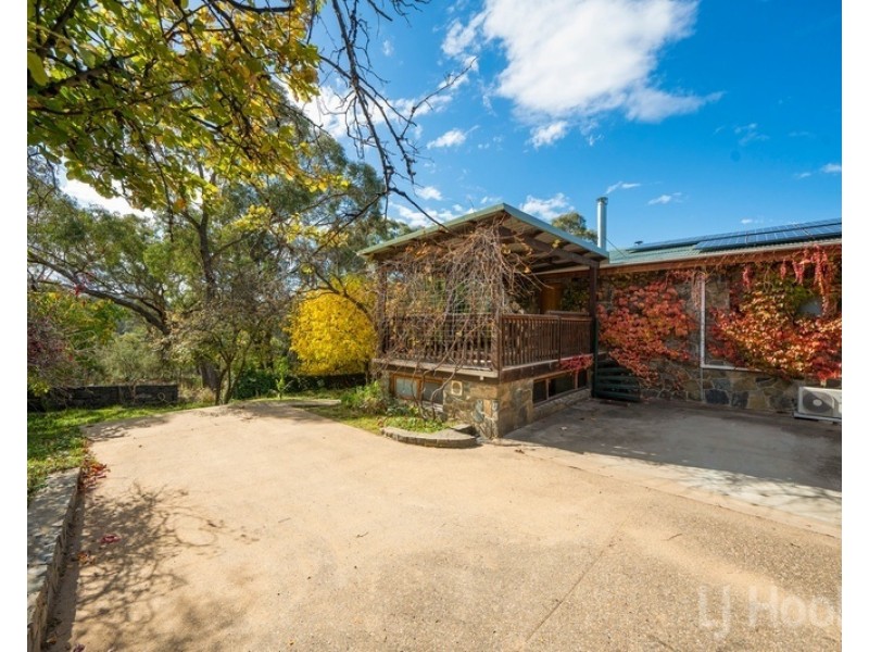 135 Wickerslack Lane, Googong NSW 2620