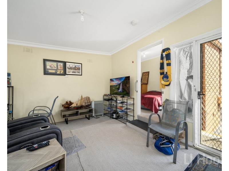 2/22 Blackall Avenue, Crestwood NSW 2620