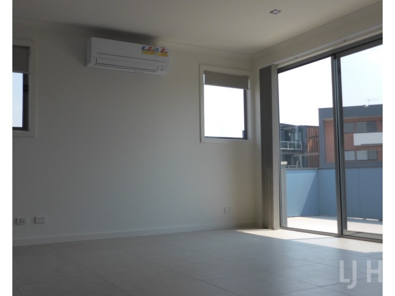 3A Aprasia Avenue, Googong NSW 2620