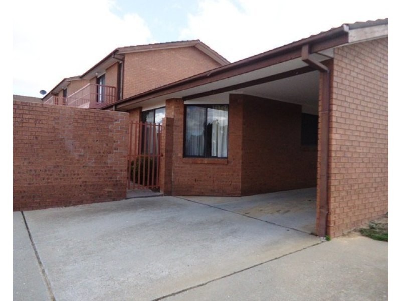 1/12 Hakea Street, Queanbeyan NSW 2620
