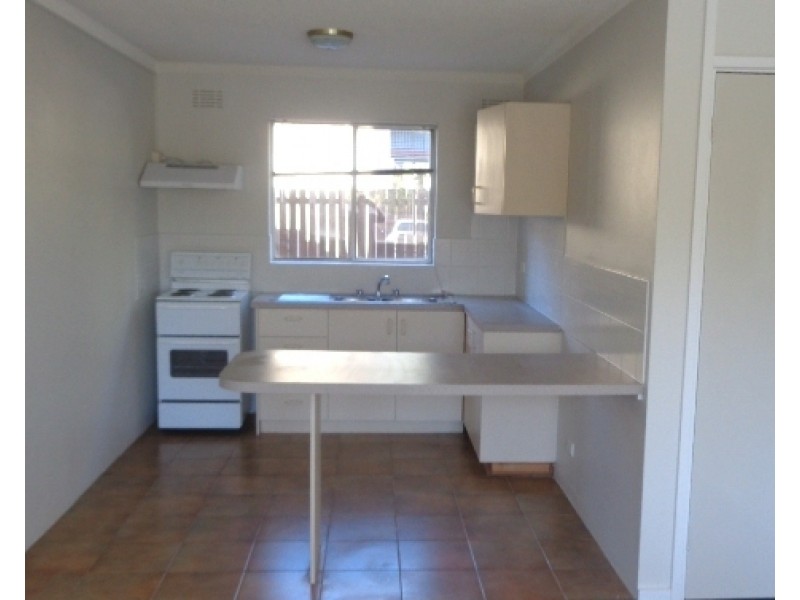1/22 Lowe Street, Queanbeyan NSW 2620