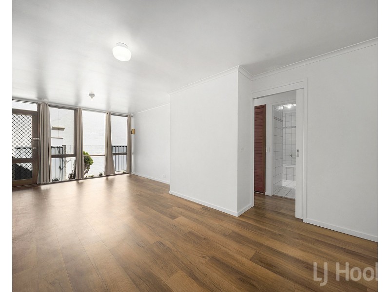 8/11-15 Campbell Street, Queanbeyan NSW 2620