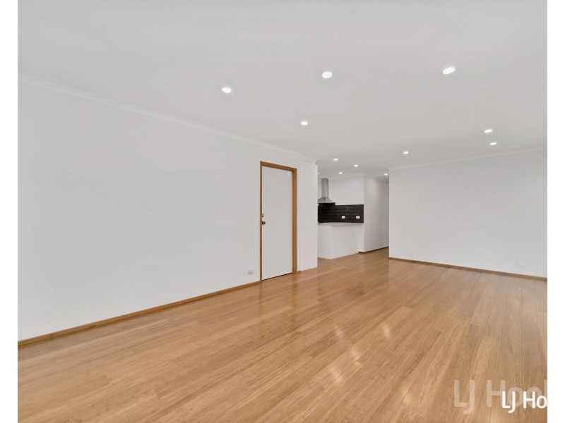 2/21 Ross Road, Queanbeyan East NSW 2620